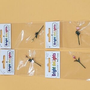 Miniature roses NWT🌹